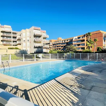 Beau 2 Pieces Santa Lucia St Raphael - Piscine Апартаменты *