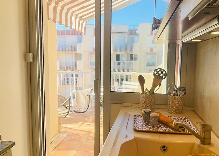 Beau 2 Pieces Santa Lucia St Raphael - Piscine Apartment *