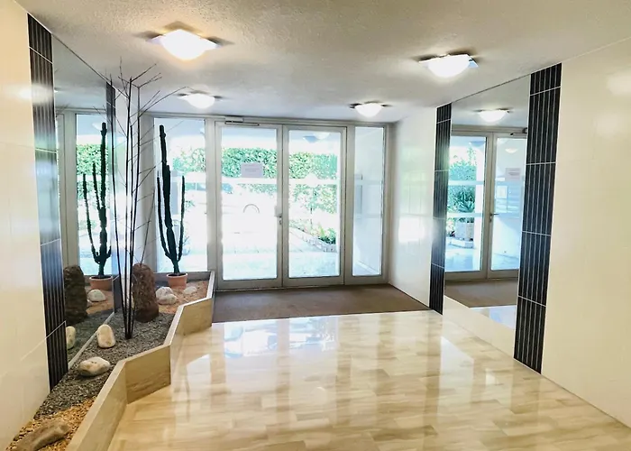 Beau 2 Pieces Santa Lucia St Raphael - Piscine Saint-Raphael (Var)